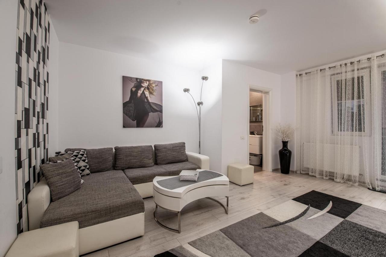 Studio Residence Militari M2 Bucareste Exterior foto